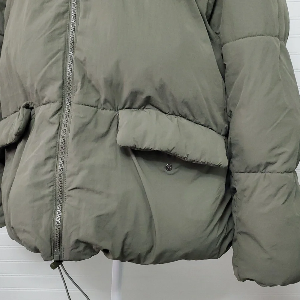 ASOS Design Olive Green Puffer Jacket. Medium.